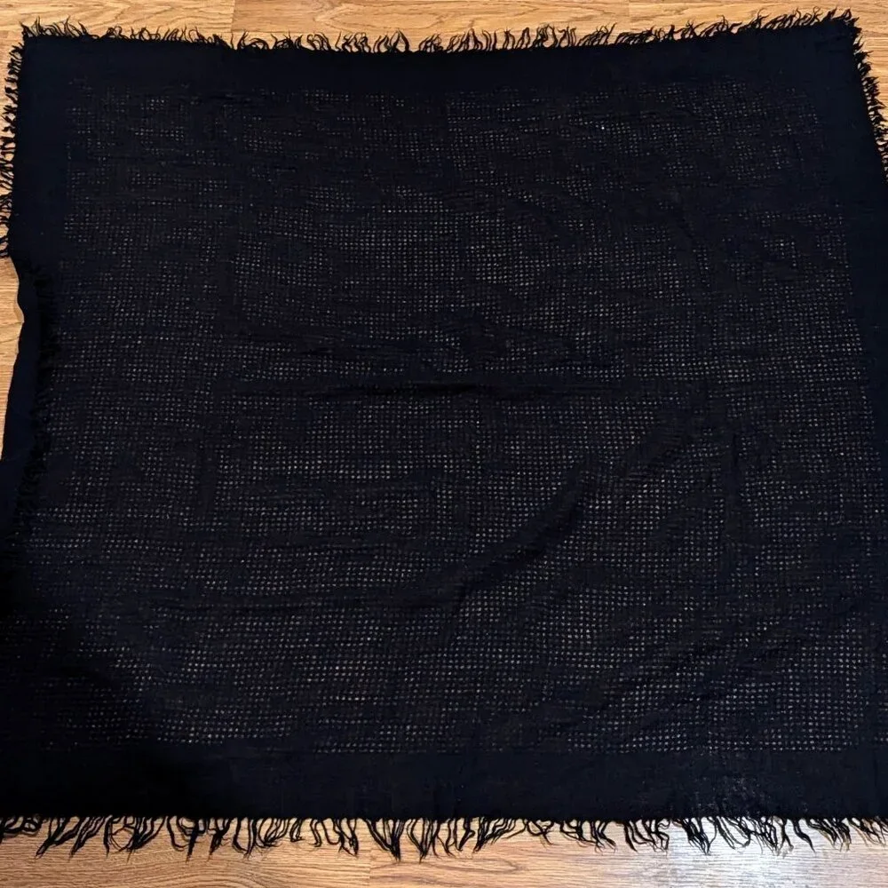 Rag & Bone Black Virgin Wool Square Scarf/Wrap 45” Made in Italy - Picture 3 of 5